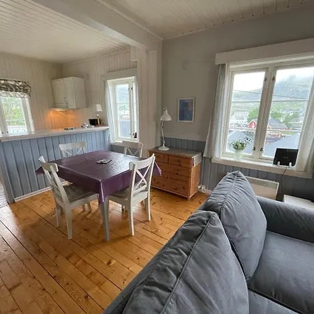 Stasjonen - Sorvagen Apartment